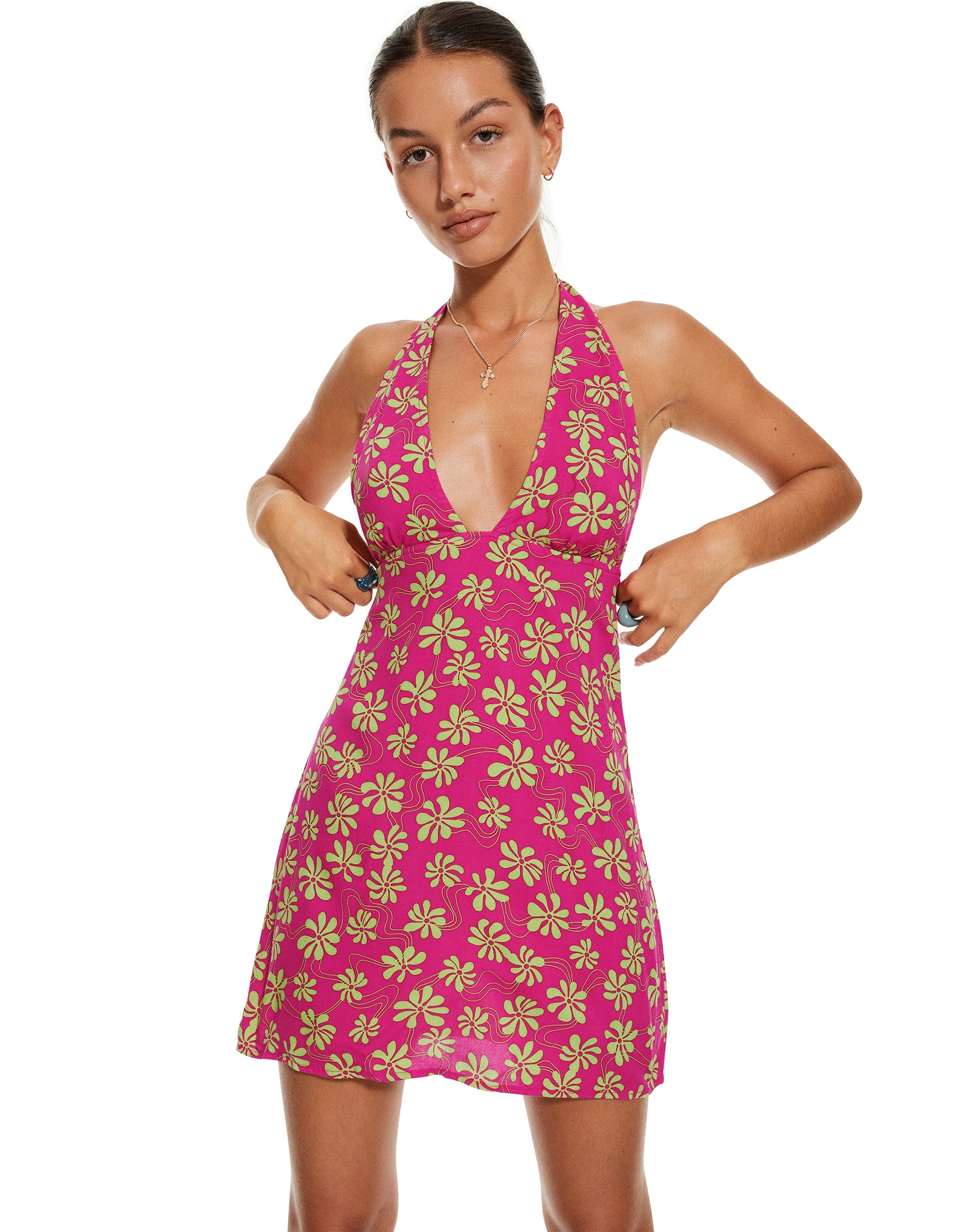 beeld van MOTEL X BARBARA Leana Mini Dress in 90s Beachy Floral Hot Pink