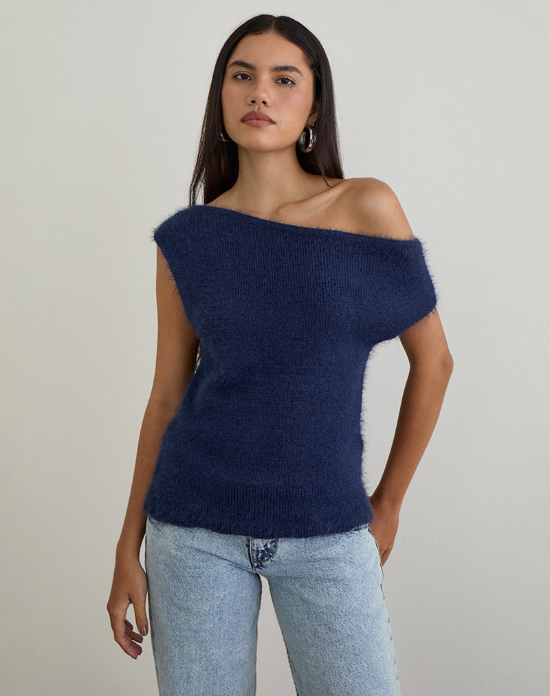 Afbeelding van Calyce Top in Fluffy Knit Navy