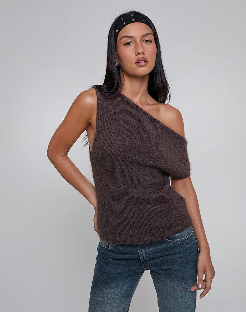 Afbeelding van Calyce Off Shoulder Top in pluizig breisel Donkerbruin