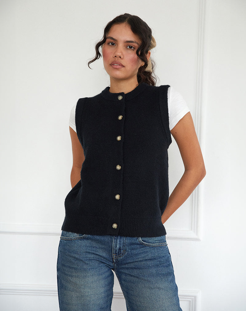 Afbeelding van Camira Knitted Button Through Vest in Zwart