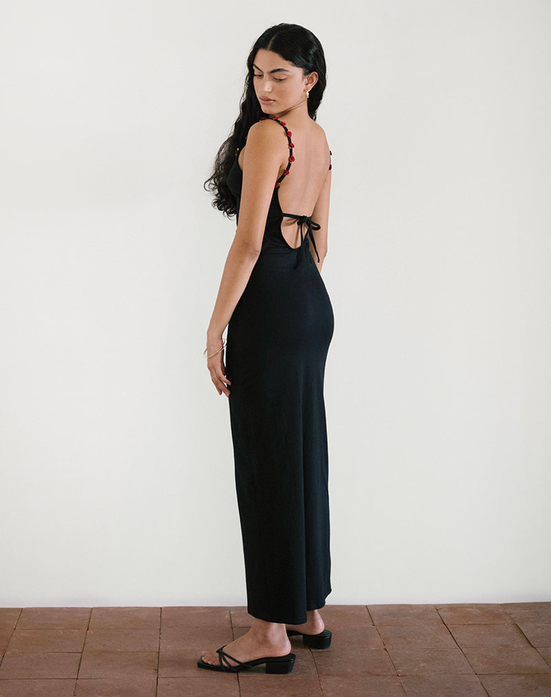 Afbeelding van Cantana Maxi Dress in Zwart met Rode Rozet