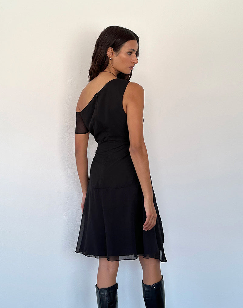 Afbeelding van Carissa One Shoulder Chiffon Midi Dress in Zwart