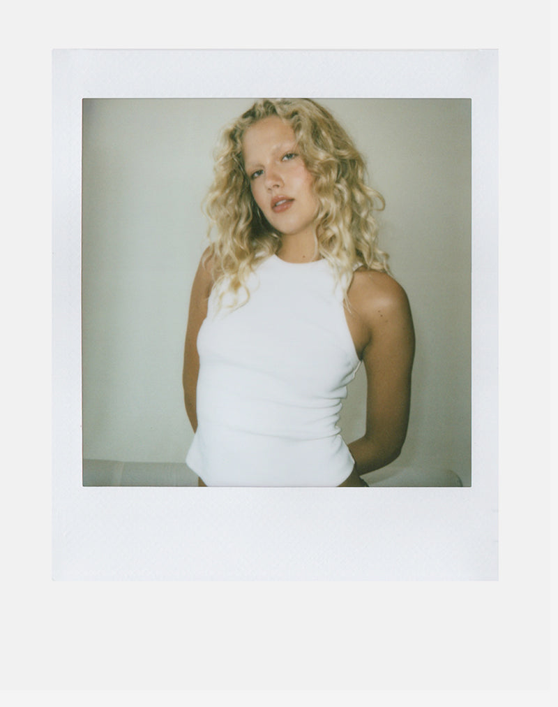 Afbeelding van Cariter Racer Vest Top in Geribd Wit