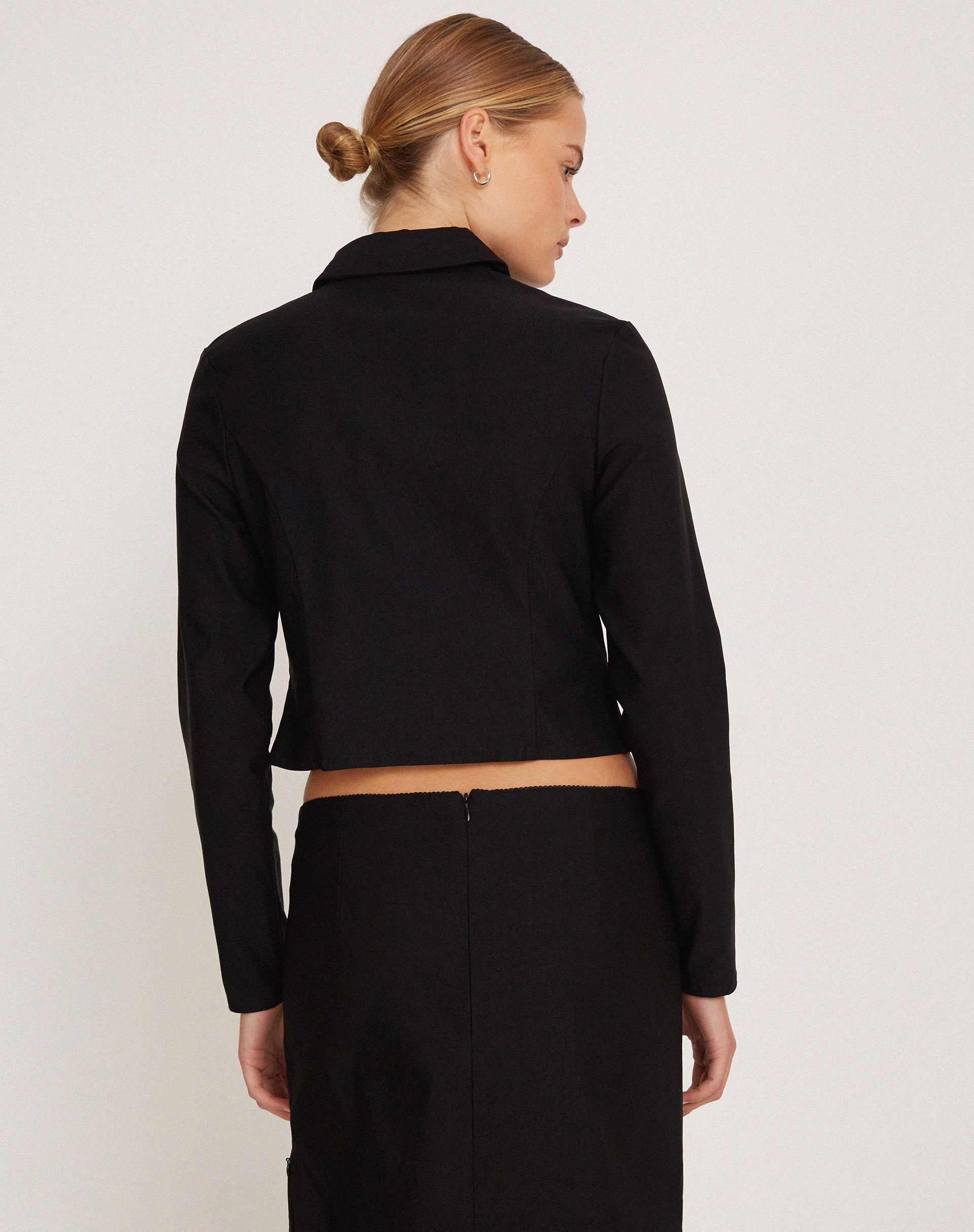 Afbeelding van Carson Cropped Jacket in Zwart