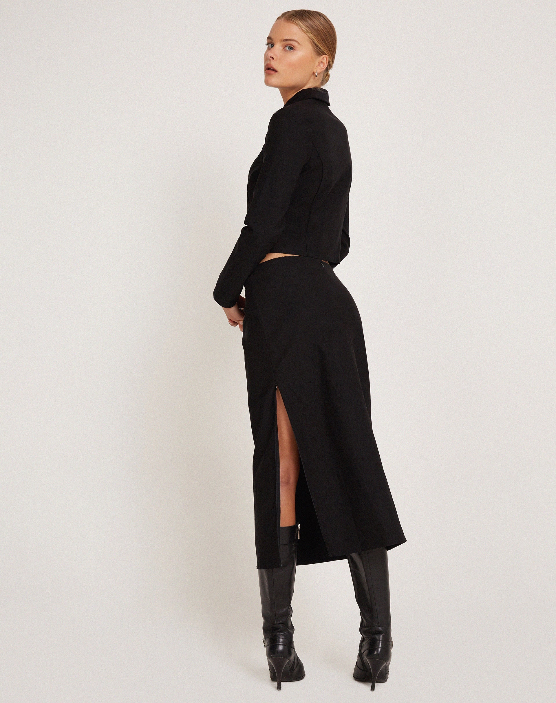 Afbeelding van Carson Cropped Jacket in Zwart
