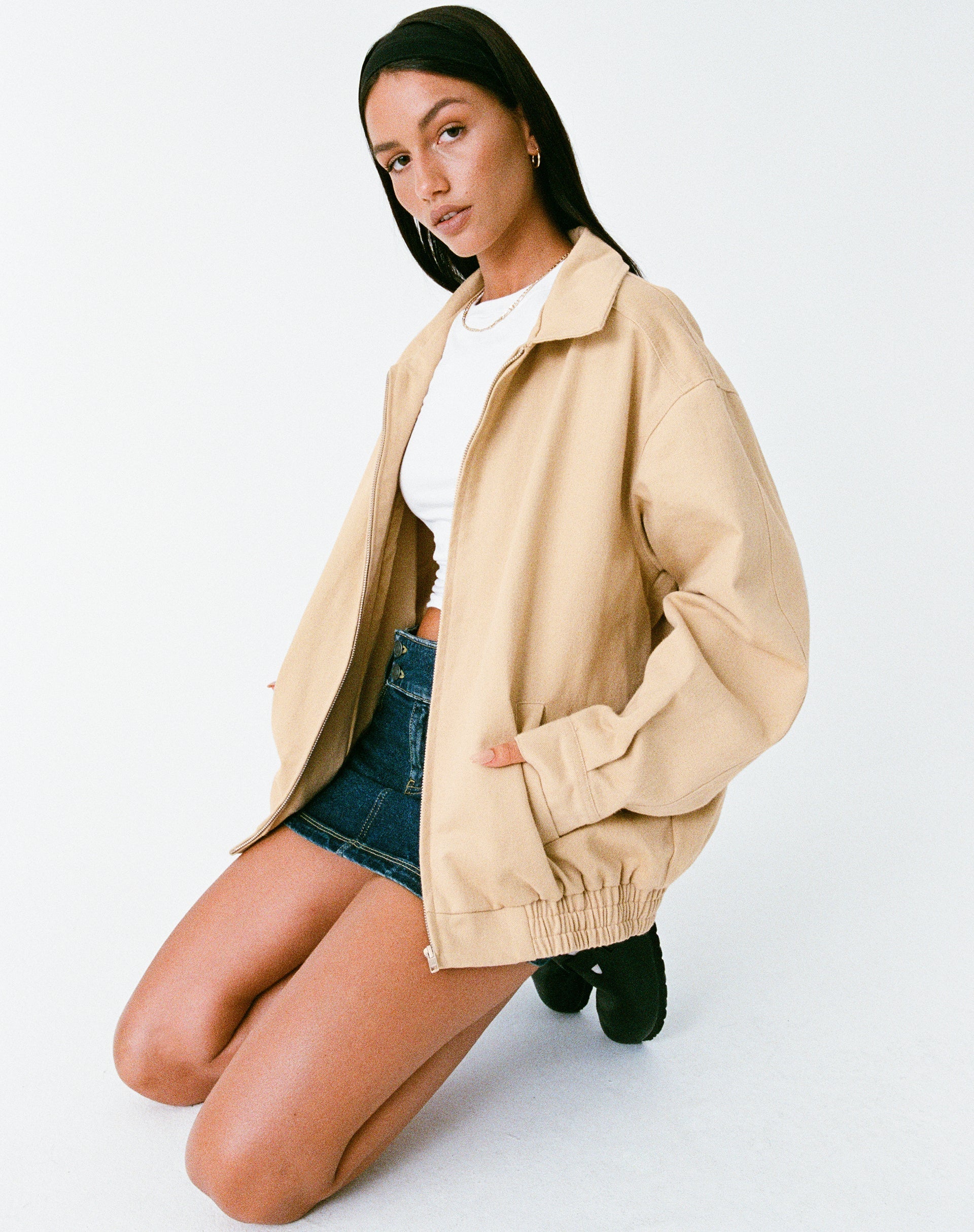 Afbeelding van MOTEL X OLIVIA NEILL Cavita Jas in Tan