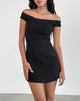 Afbeelding van Chana Off Shoulder Mini Dress in Black Rib met kanten randje