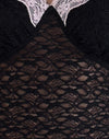Zwart met roze kant