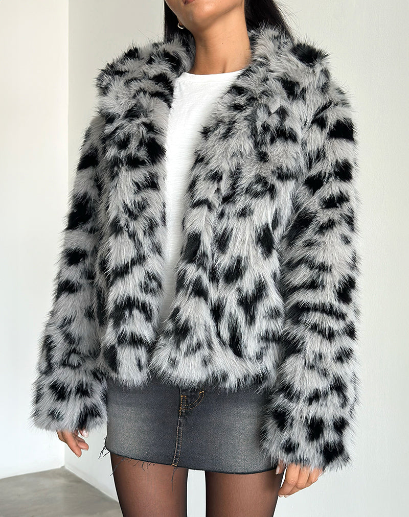 Afbeelding van Joji Cropped Faux Fur Jacket in Grijs Luipaard