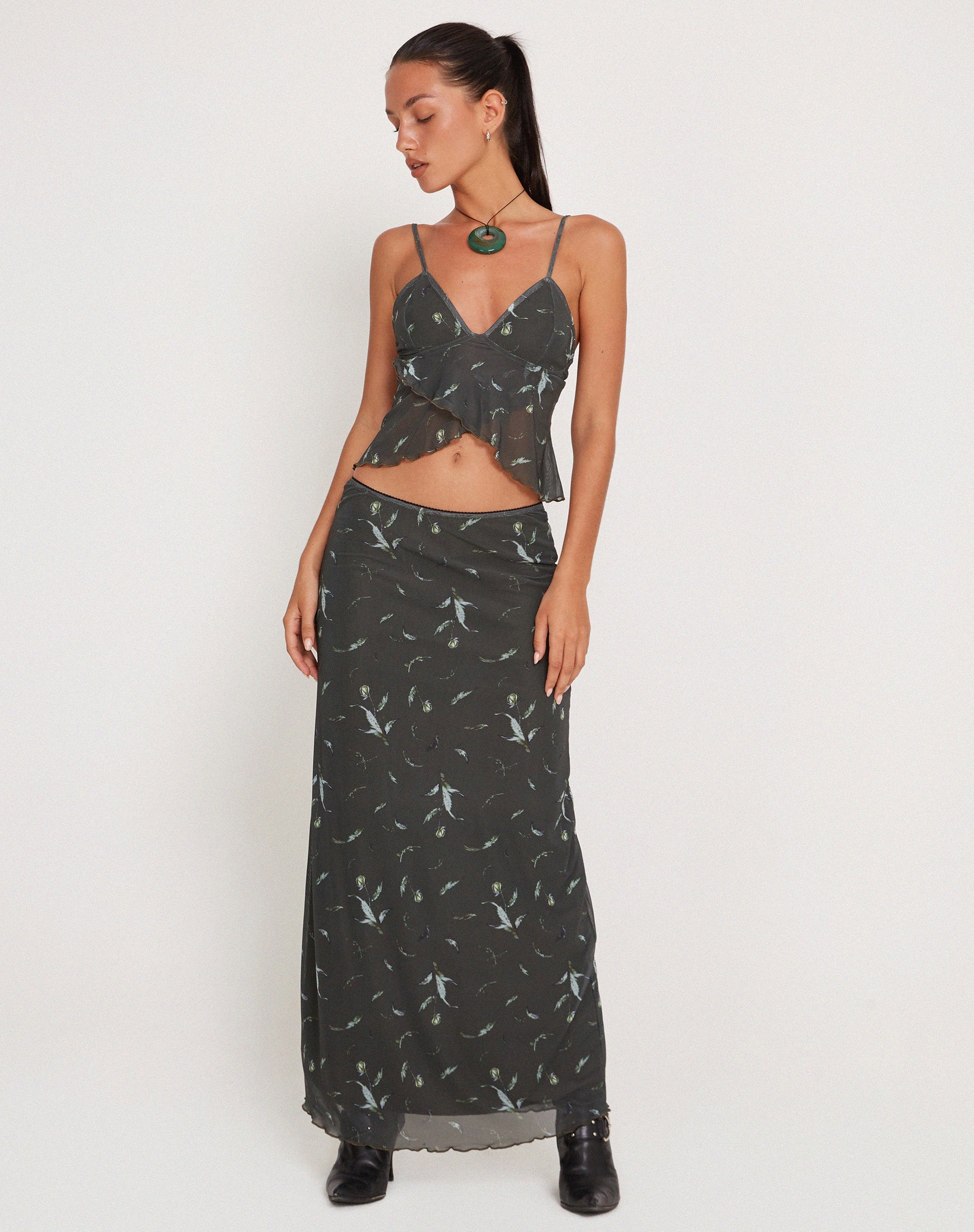 Afbeelding van Cojira Mesh Vlinder Top in Bloemig Khaki Silhouet