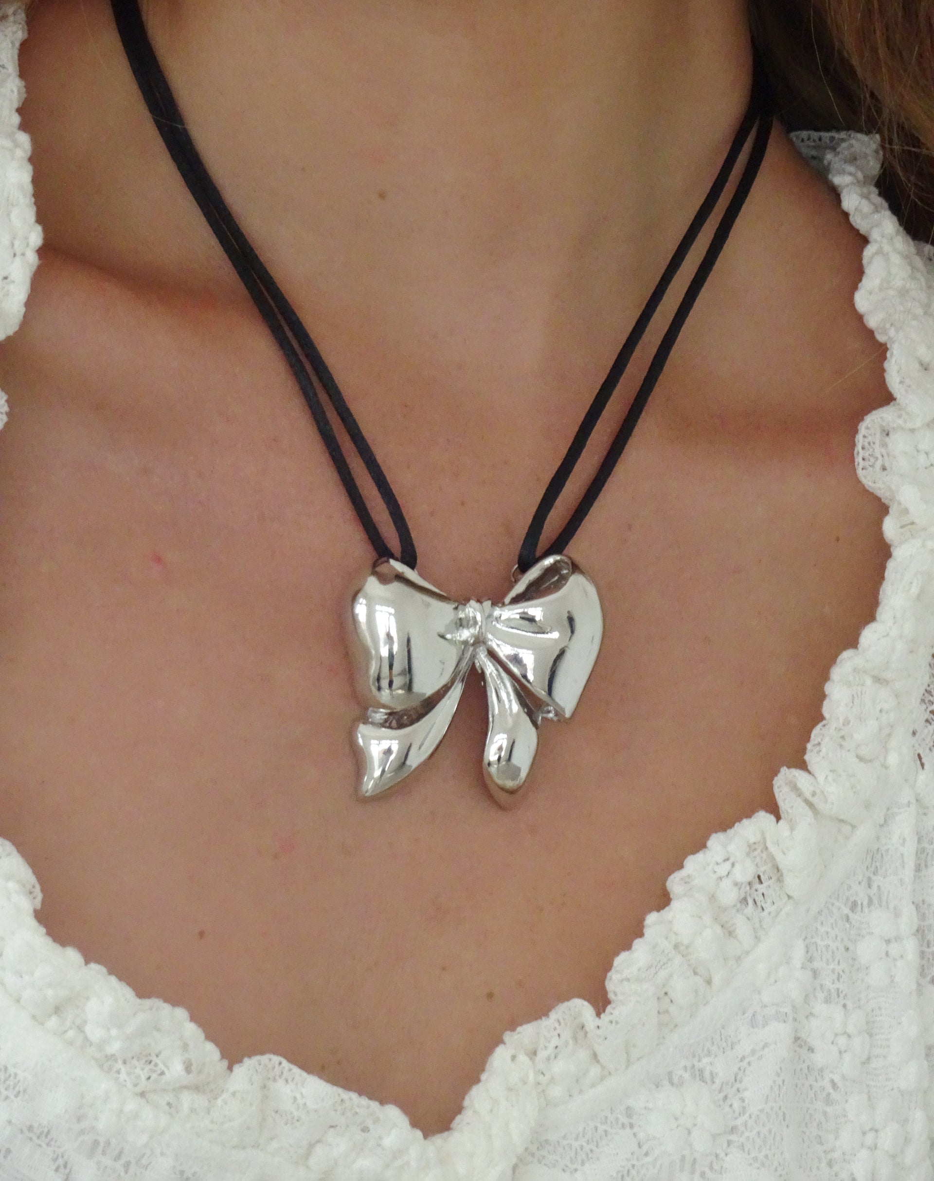 Afbeelding van Colette Koord Grote Strik Ketting van Gemini Jewels