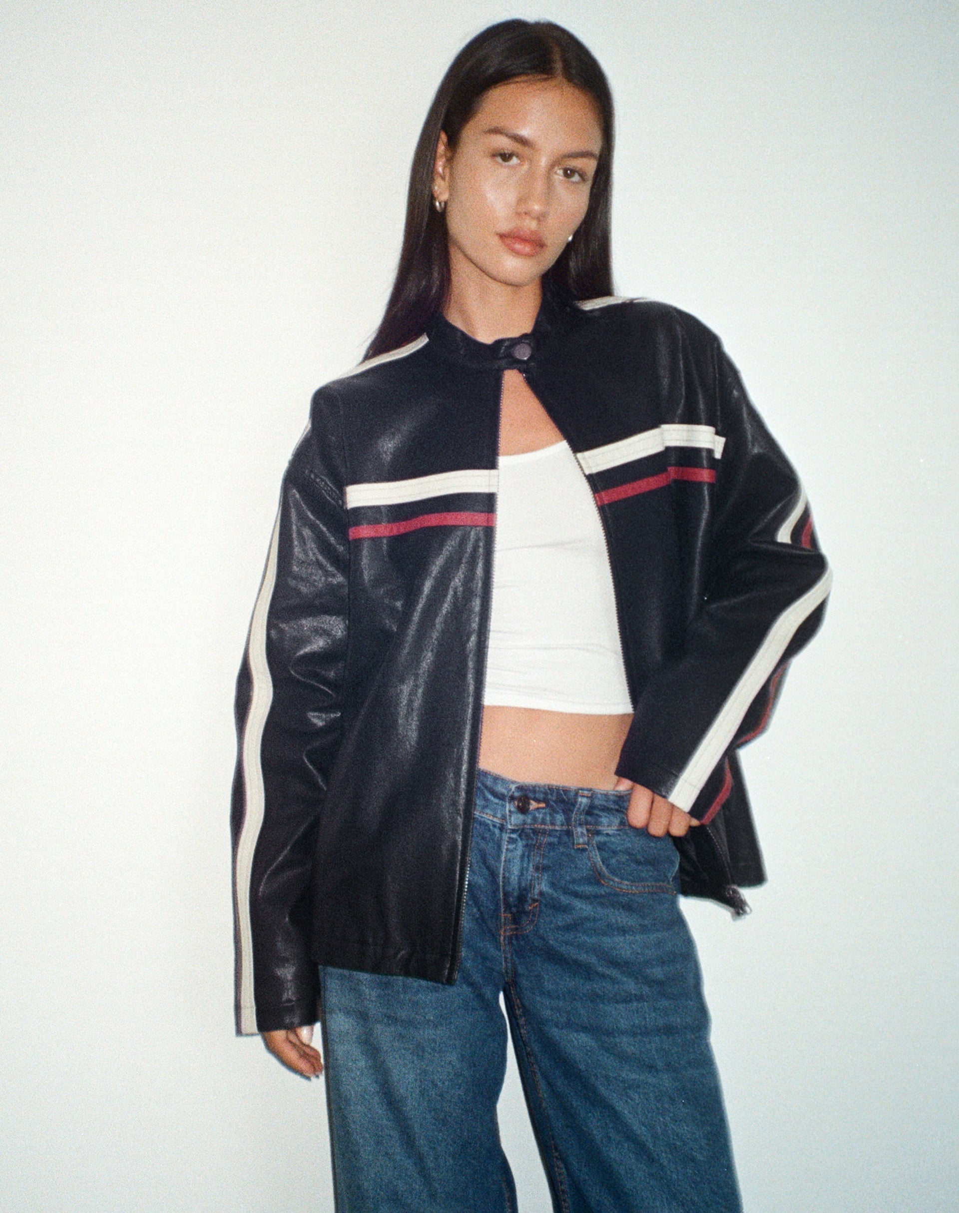 Afbeelding van Colton Jacket in PU Zwart met Ivory en Rode Streep