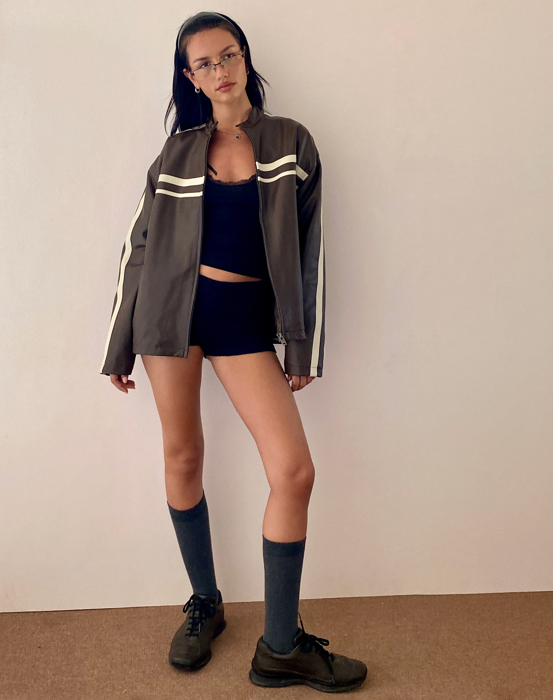 Afbeelding van Colton Jacket in PU Chocolade met Ivory Stripe