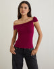 Afbeelding van Cuthbe Off the Shoulder Twist Top in Bourgondië
