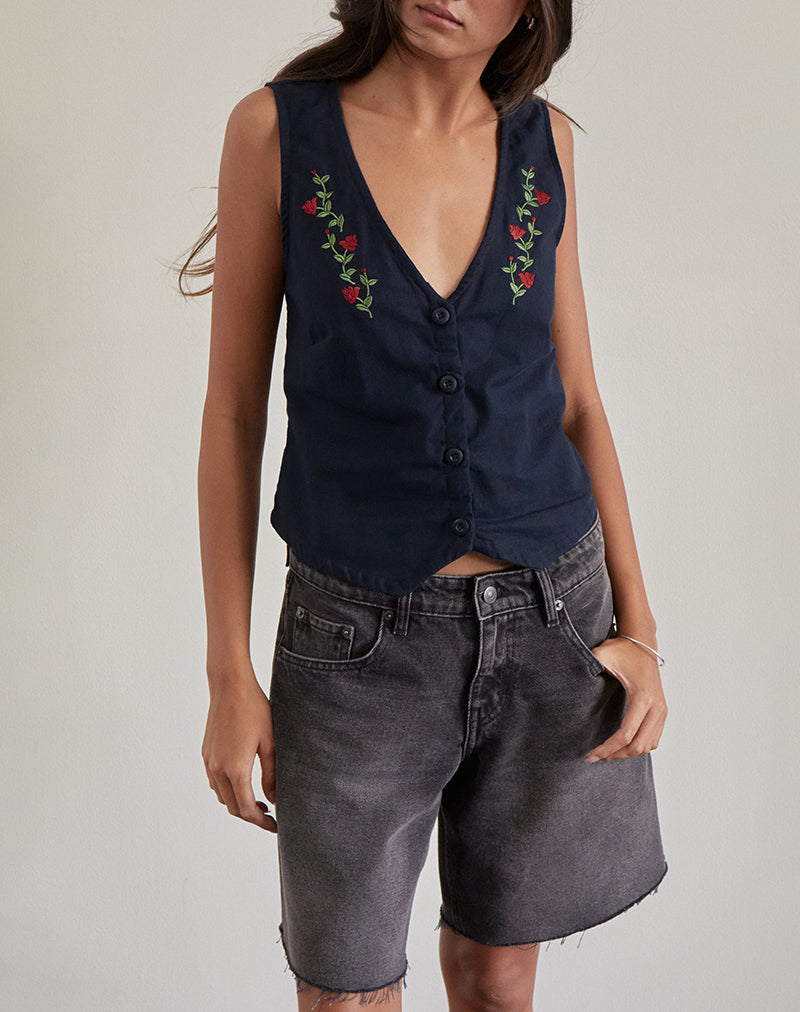 Cyna Button Through Vest in Tapshoe met Rozenborduursel