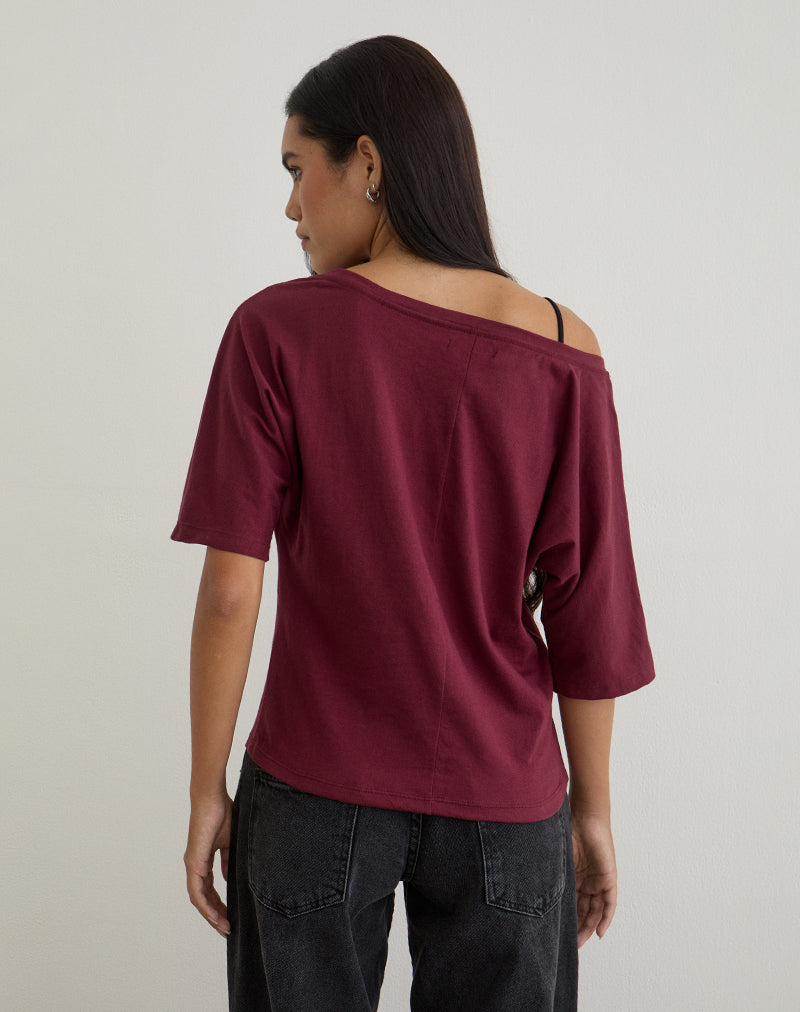 Afbeelding van Daimin Off the Shoulder Top in Jersey Maroon