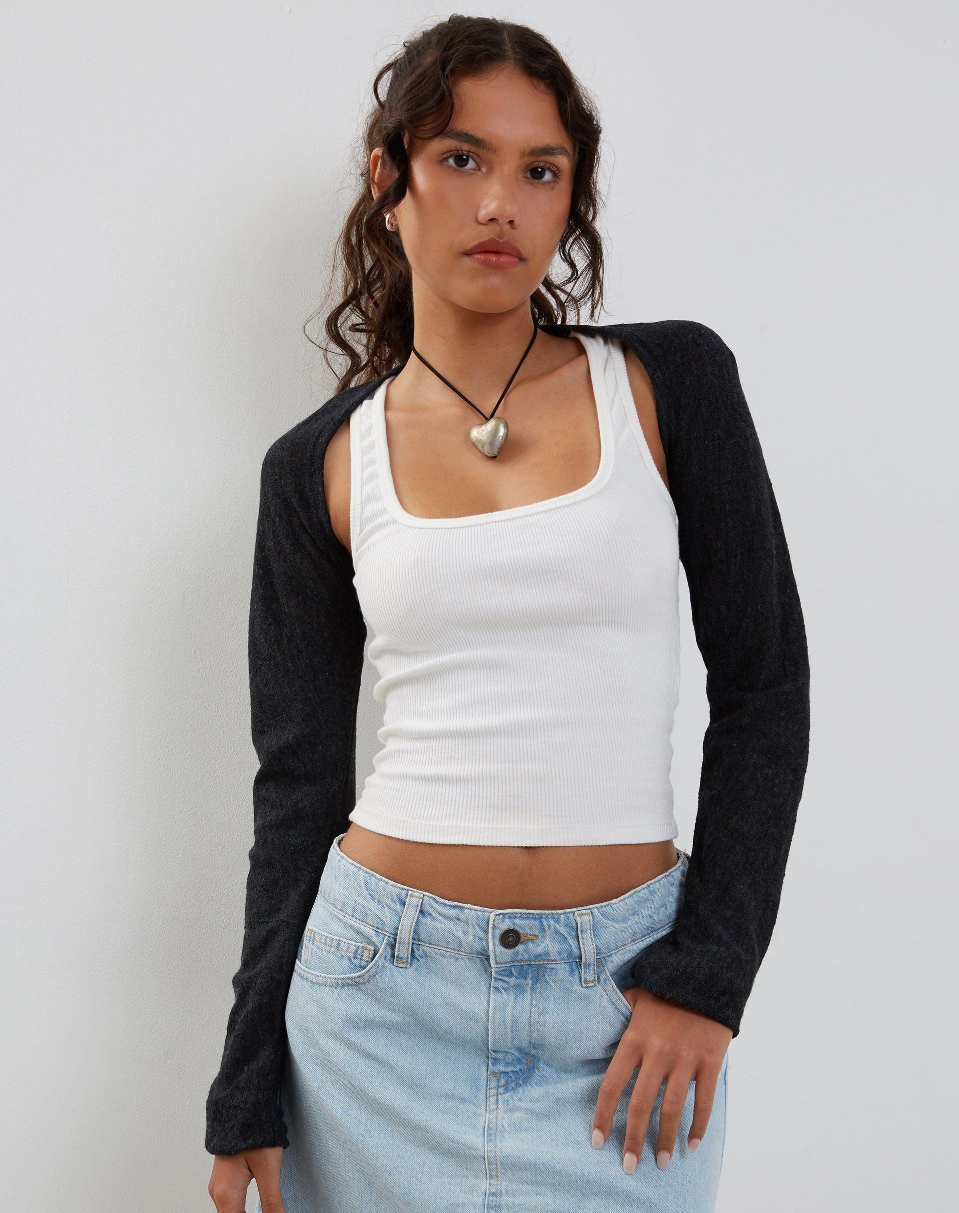 Afbeelding van Dalika Gebreide Shrug Top in Zwart