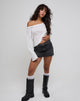 Afbeelding van Damian Off The Shoulder Basic Top met lange mouwen in Ivoor