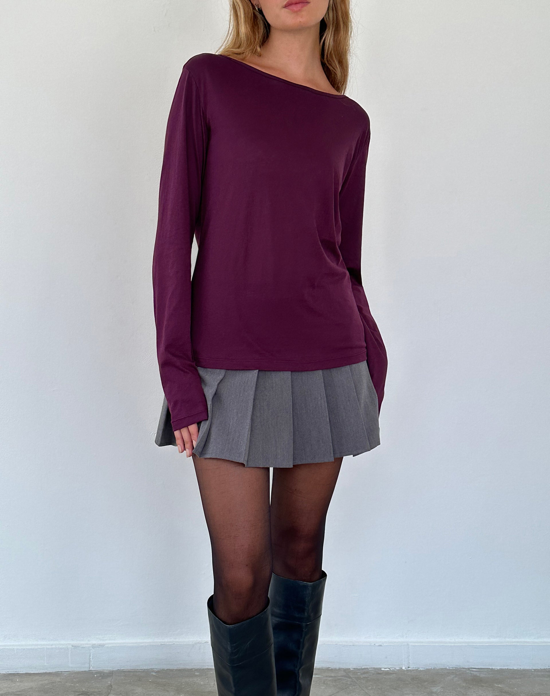 Afbeelding van Damon Baggy Top met lange mouwen in Oxblood Tissue Jersey