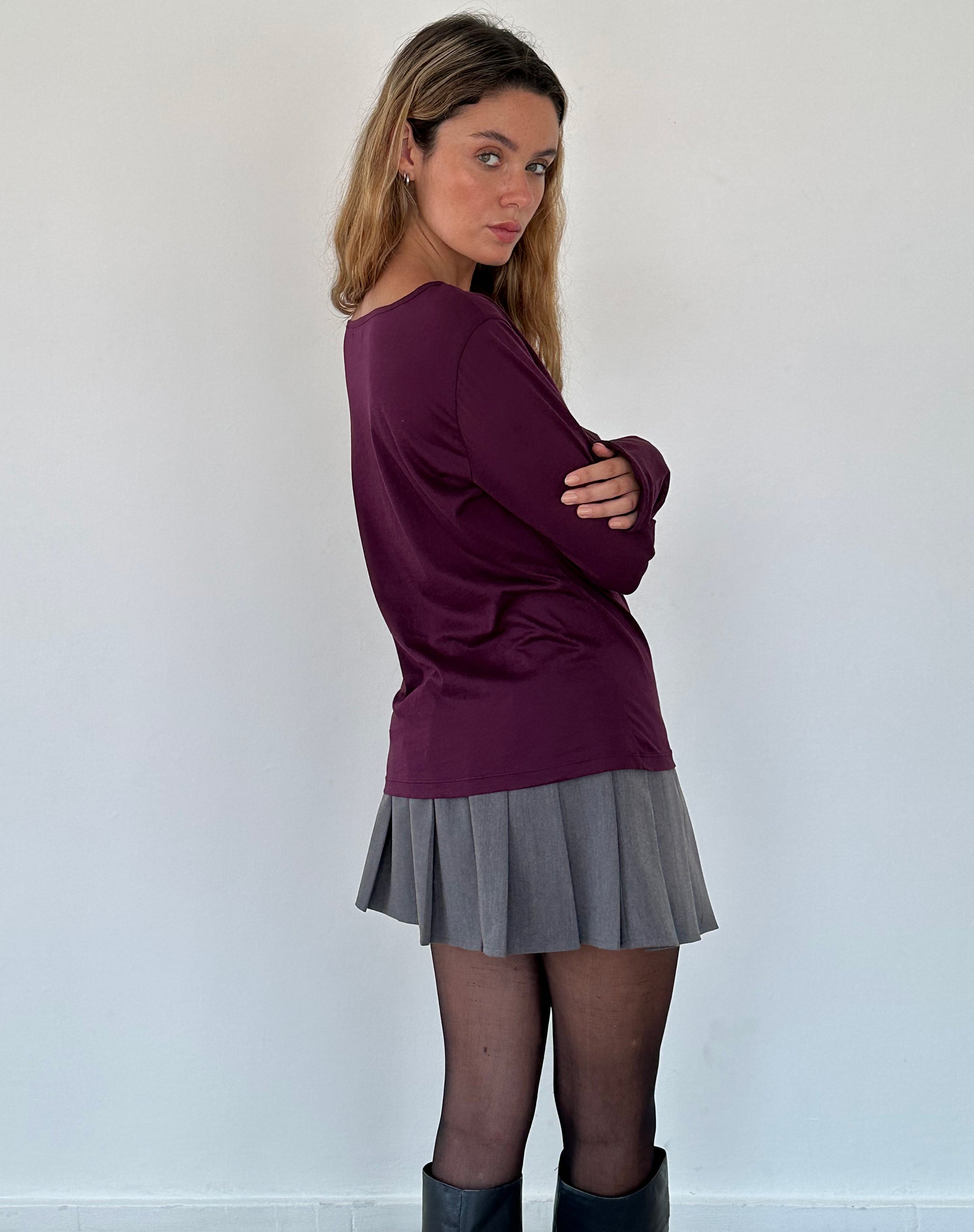 Afbeelding van Damon Baggy Top met lange mouwen in Oxblood Tissue Jersey