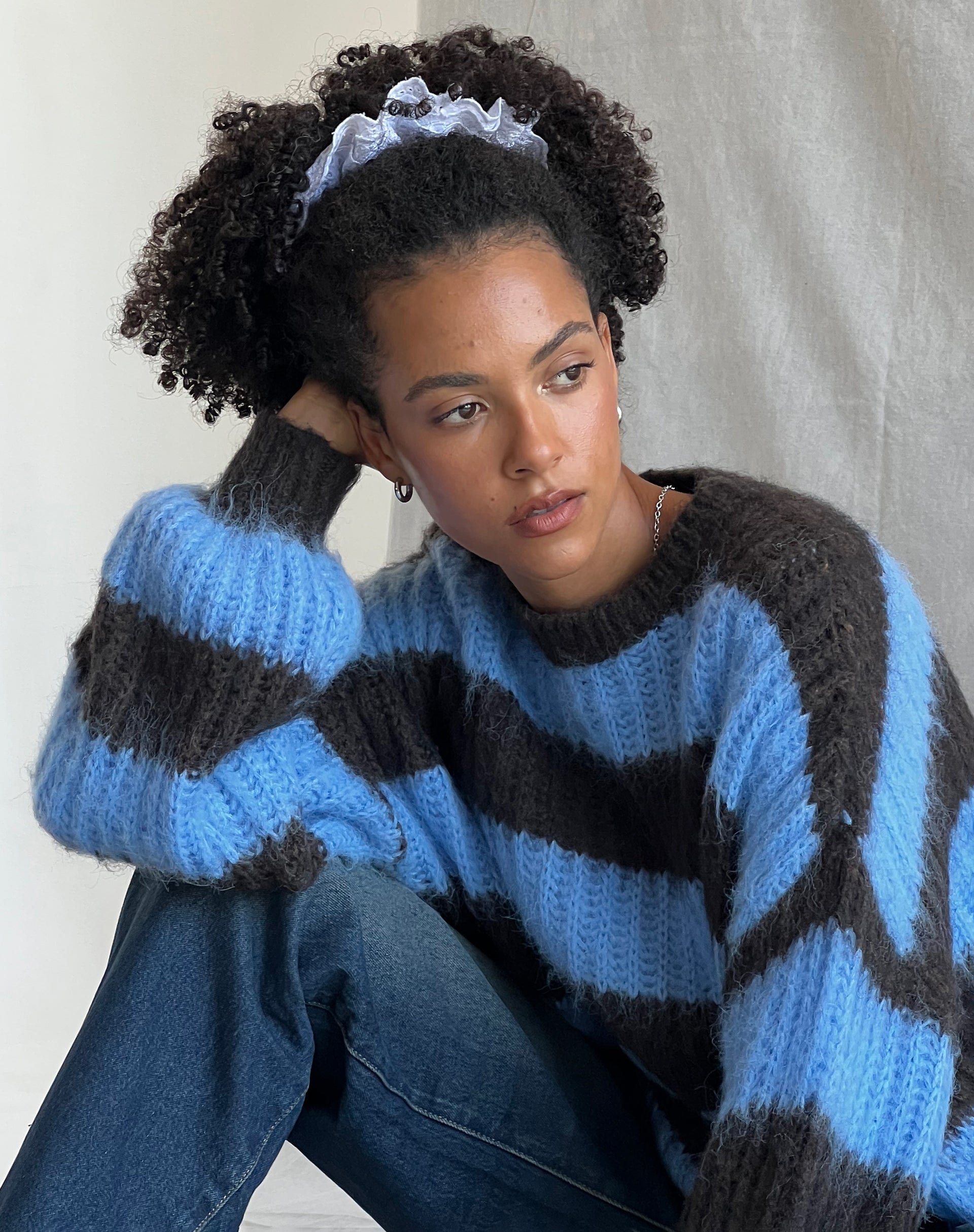 Afbeelding van Daren Gebreide Oversized Trui in Bruin en Blauwe Streep