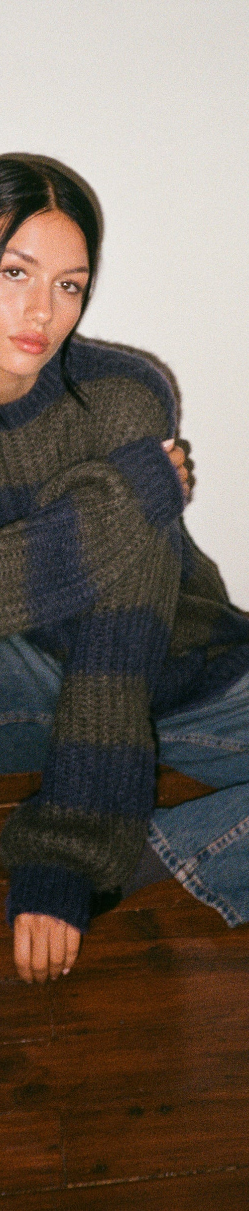 Afbeelding van Daren Gebreide Oversized Trui in Khaki en Marineblauwe Streep