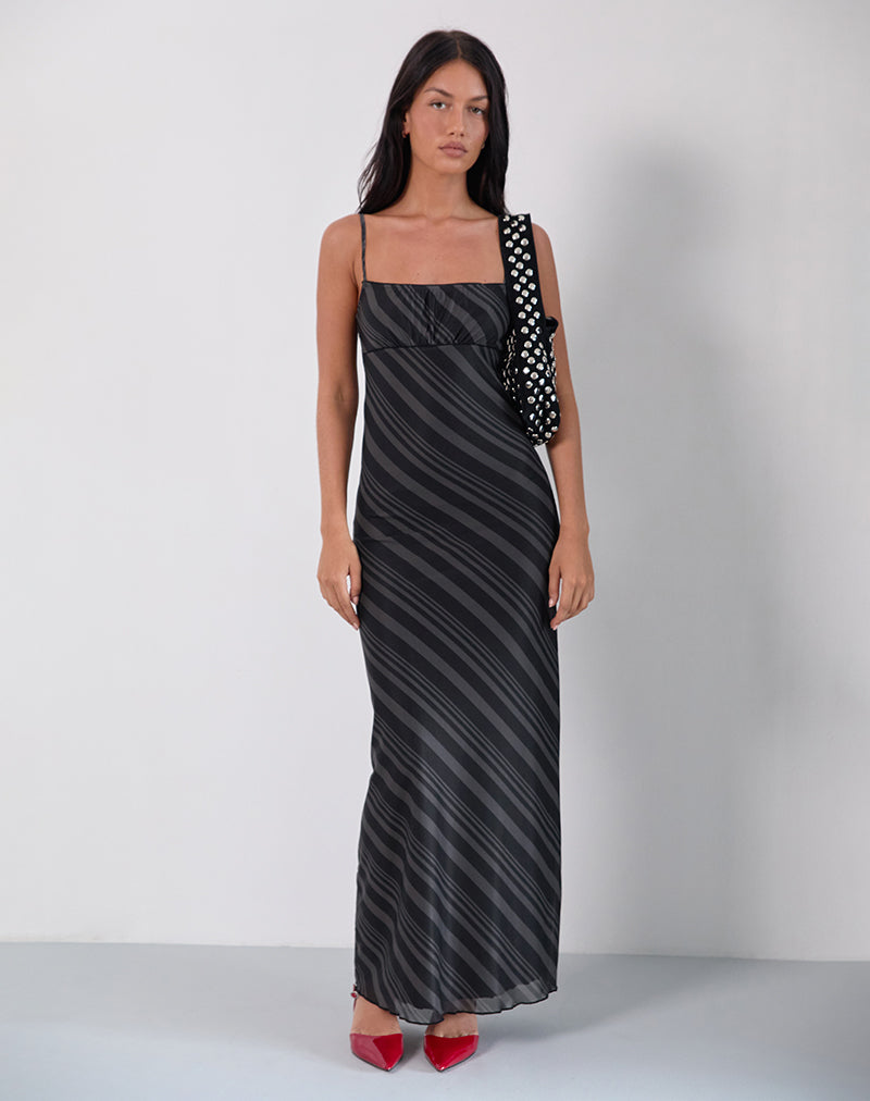 Afbeelding van Darsih Maxi Dress in Onregelmatige Streep Grijs Zwart