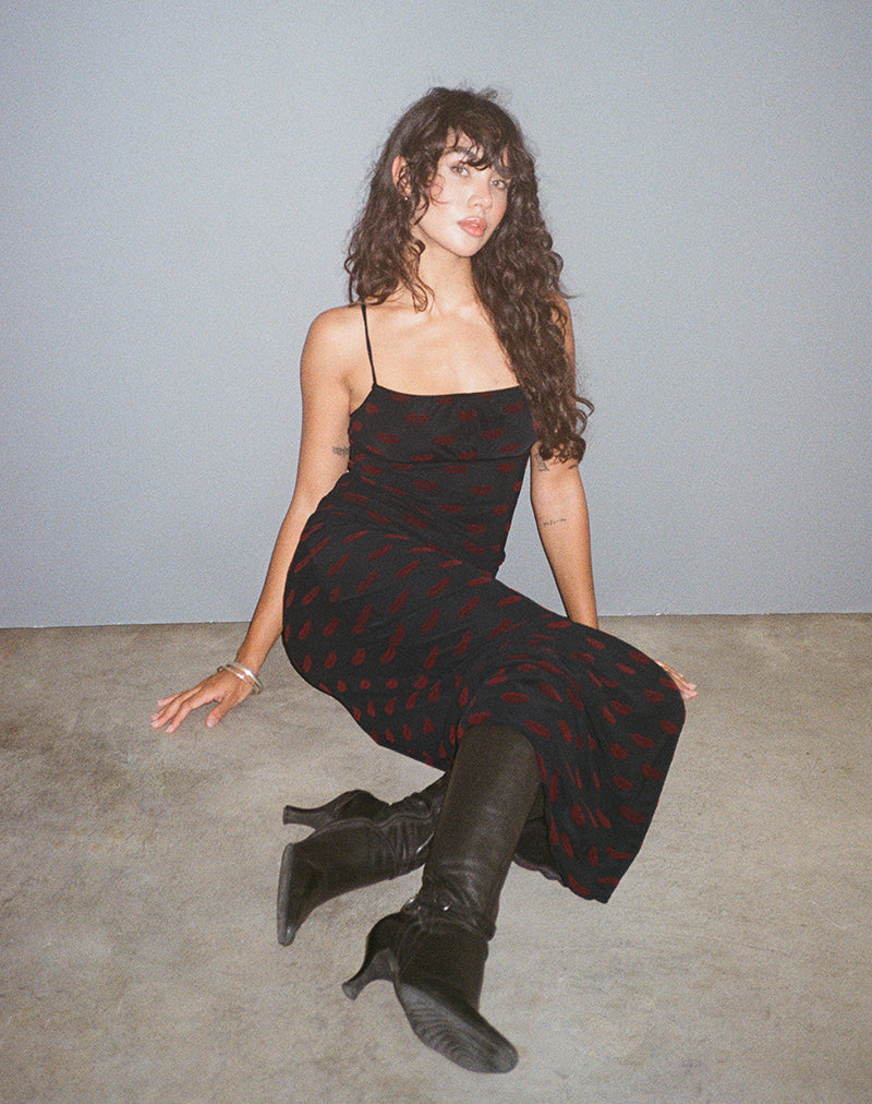 Afbeelding van Darsih Maxi Dress in Lips Flock Zwart