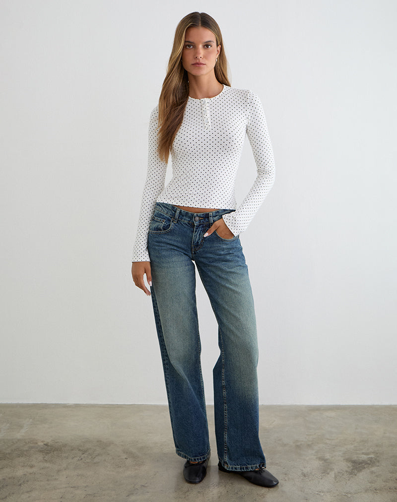 Delano top in wit met micro-polkadotprint in zwart