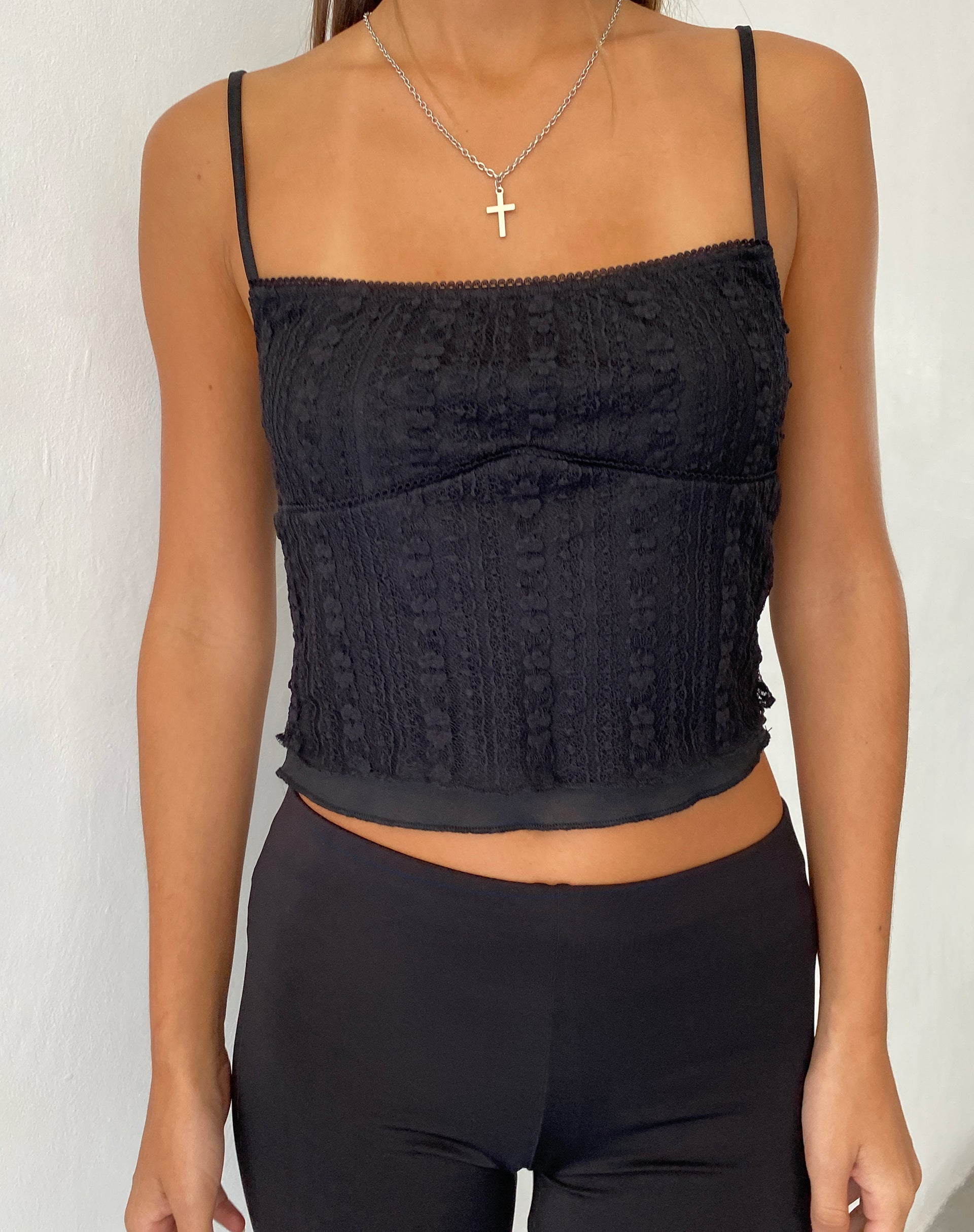 Afbeelding van Deska Cami Top in Kant Zwart