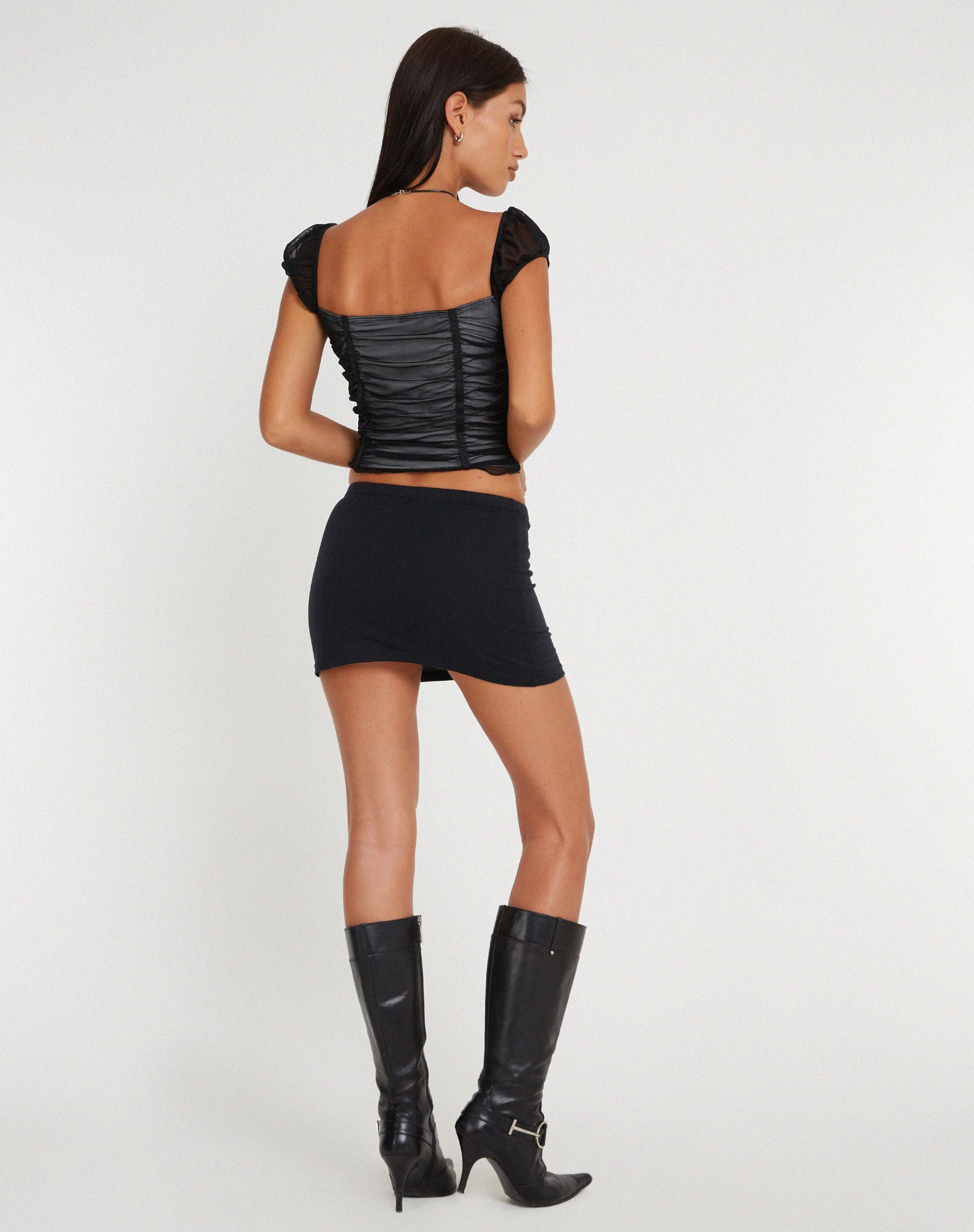 Afbeelding van Dinar Crop Top in Zwart Mesh