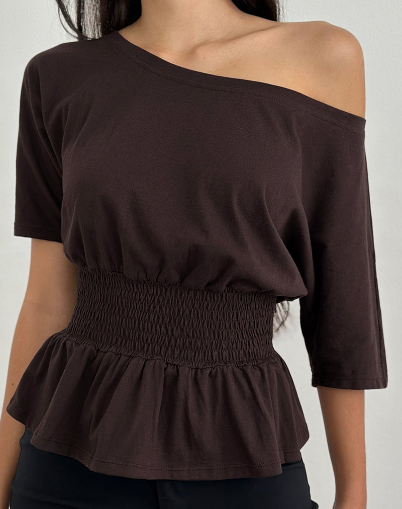 Domani Off the Shoulder Top in Chocolade