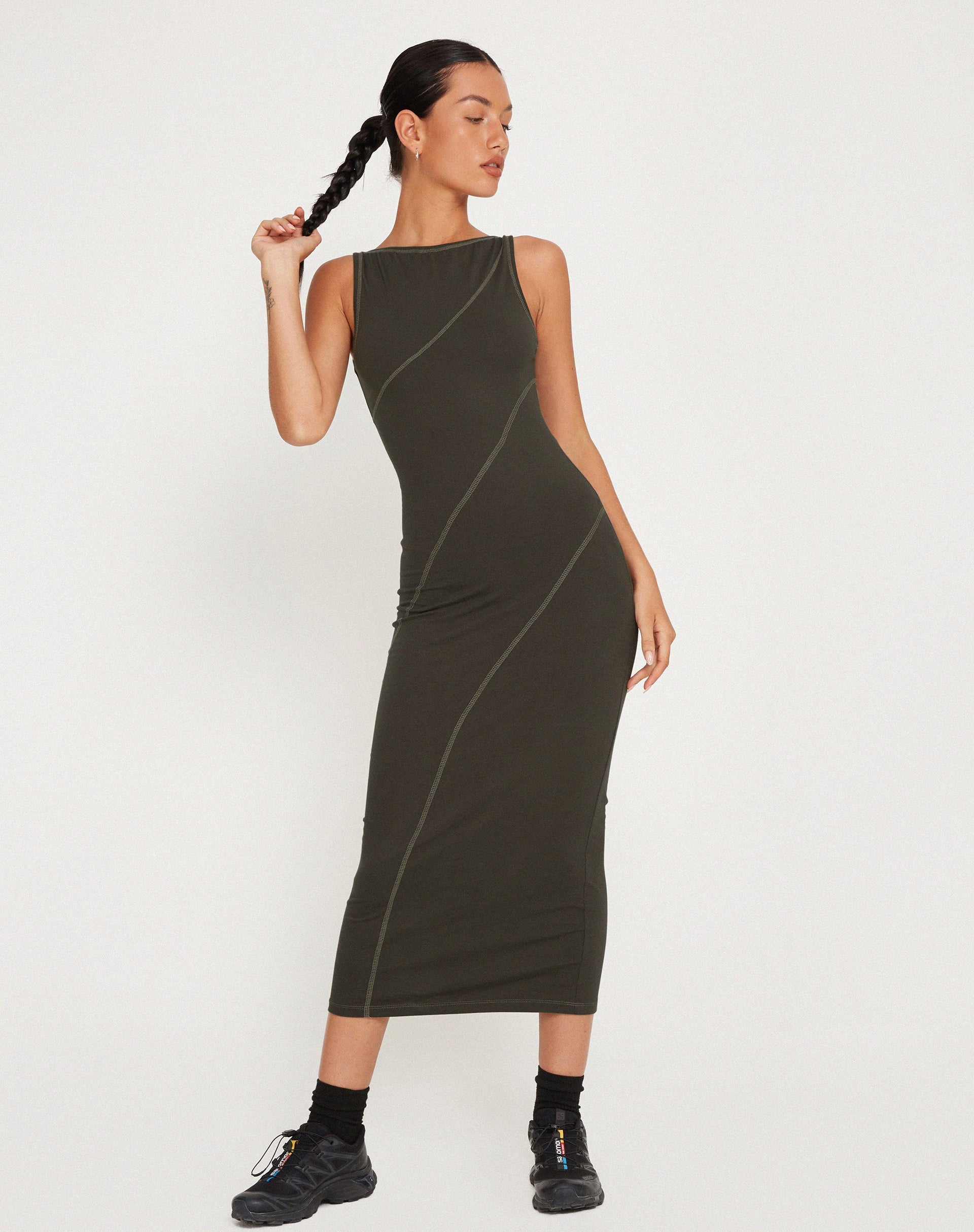 Afbeelding van Driki Midi Dress in Gunmetal met Grijze Top Stitch