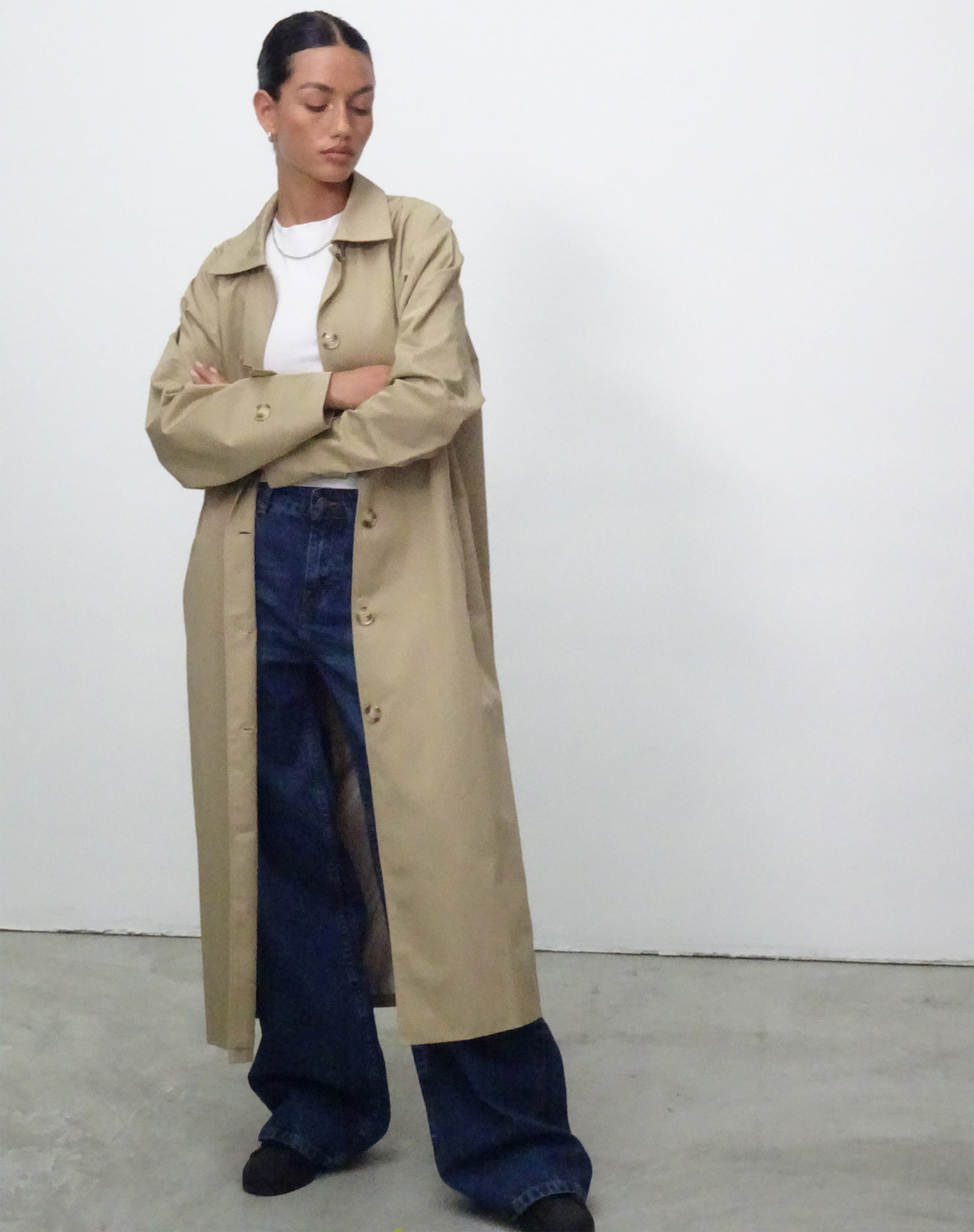 Afbeelding van Assa Trenchcoat in Tan met Stripe voering