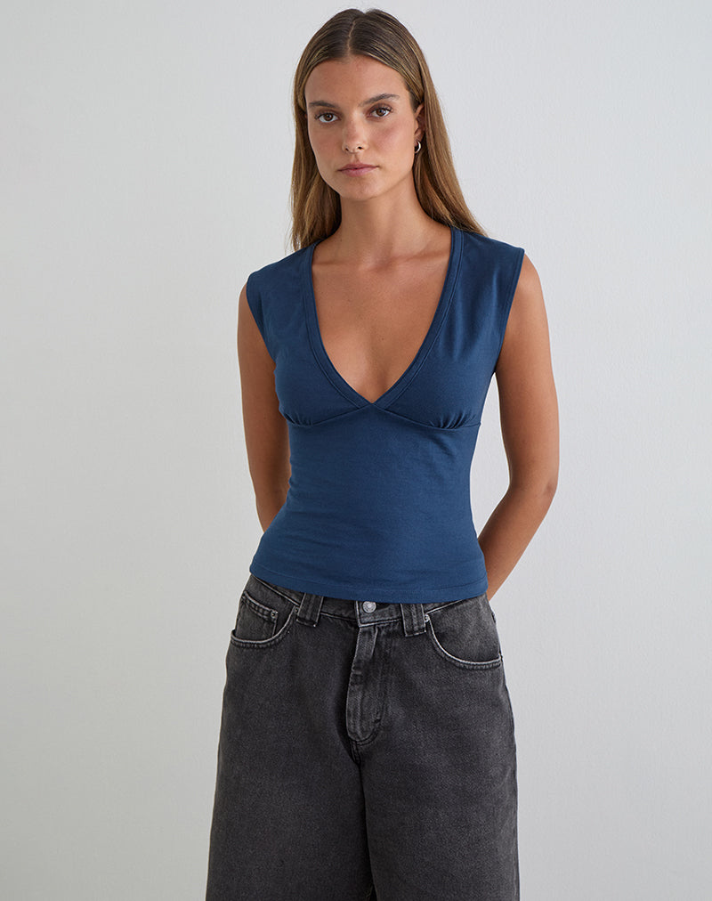 Emberly Plunge Top in marineblauw