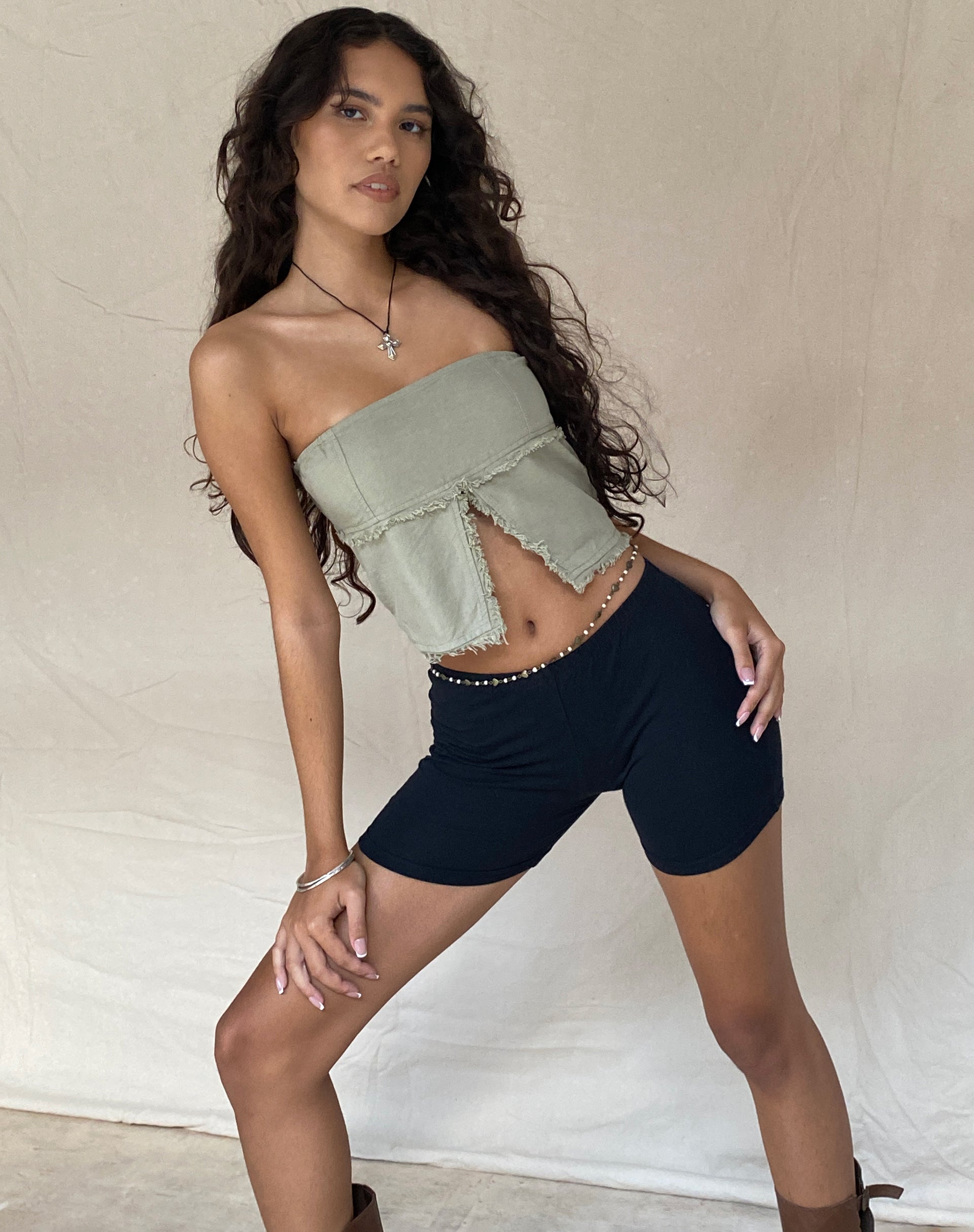 Afbeelding van Enzie Vlinder Bandeau Top in Leigroen Linnen