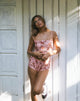 Afbeelding van Erna Shorts in Pink Lace Floral Bloom