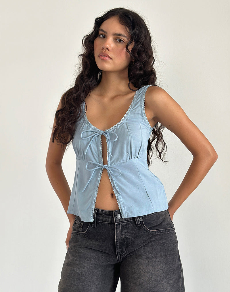 Afbeelding van Esau Top met striksluiting in Private Slub Nantucket Blue