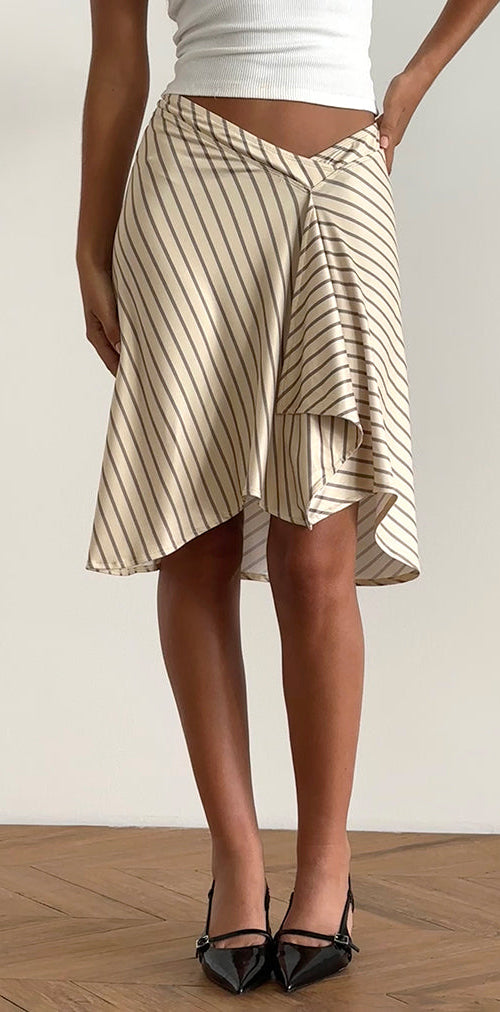 Afbeelding van Esmeray Midi rok in gele diagonaal streep