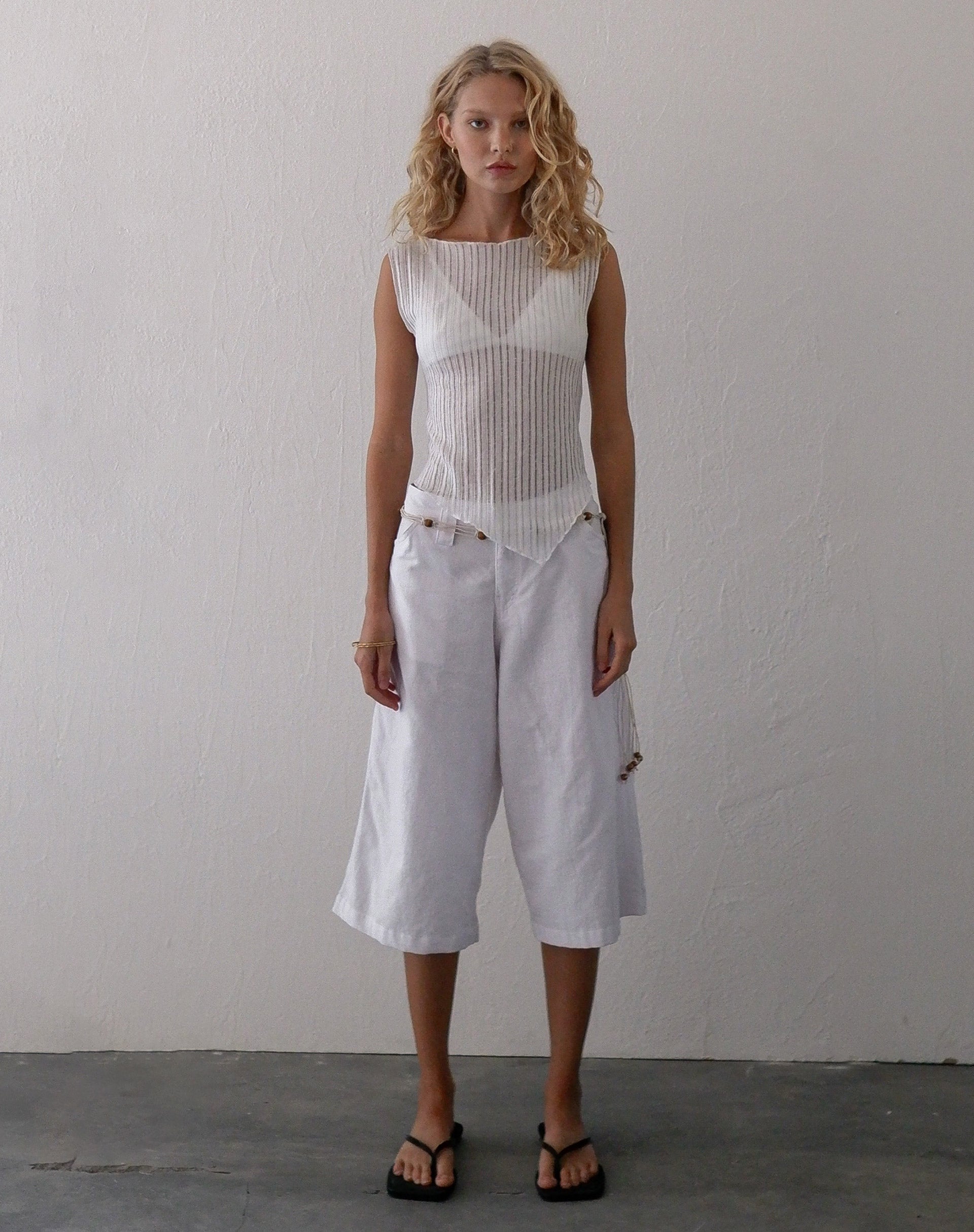Afbeelding van Saomy Longline Shorts in Wit