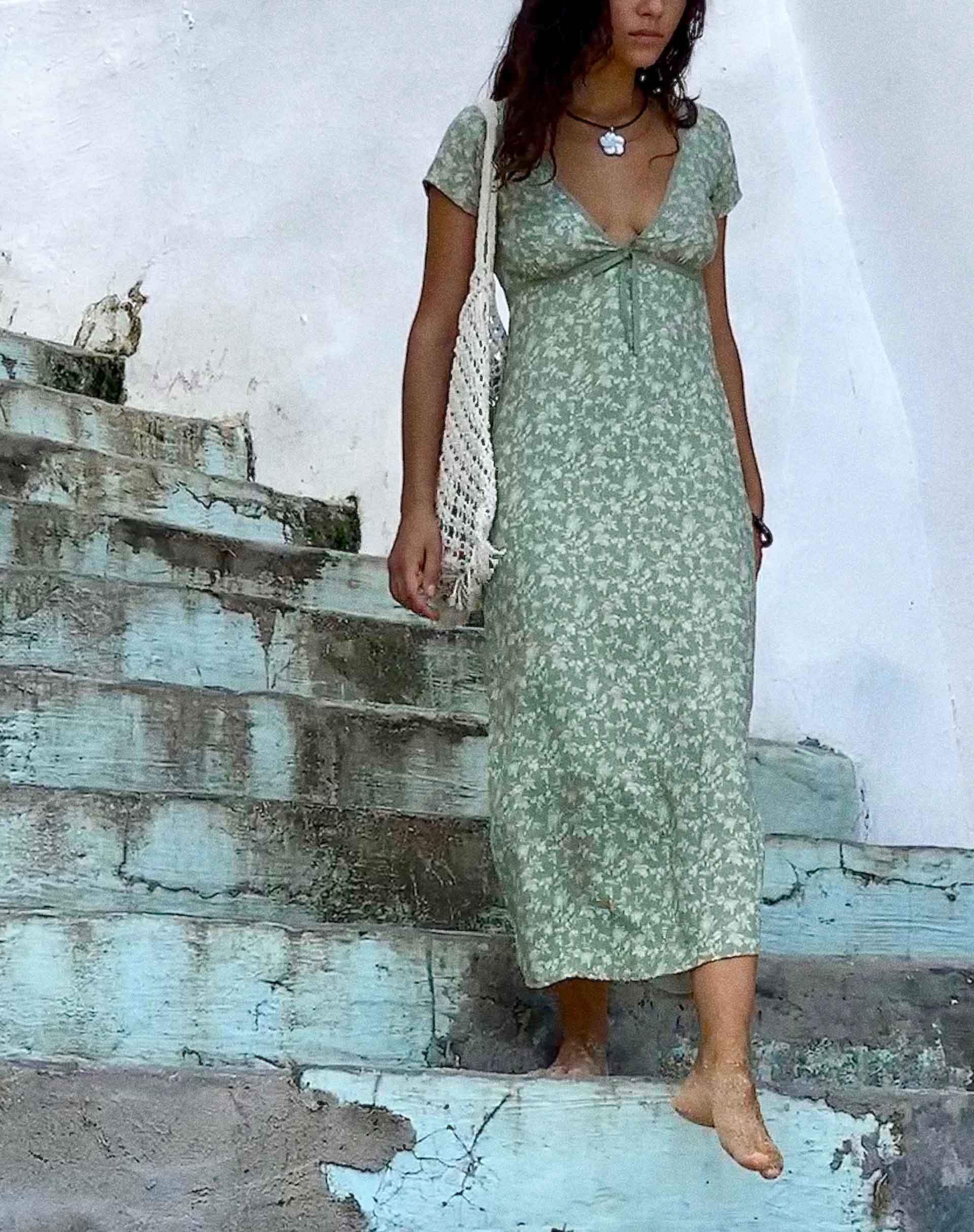 Afbeelding van Eviaso Midi Dress in Ditsy Mix Floral Groen