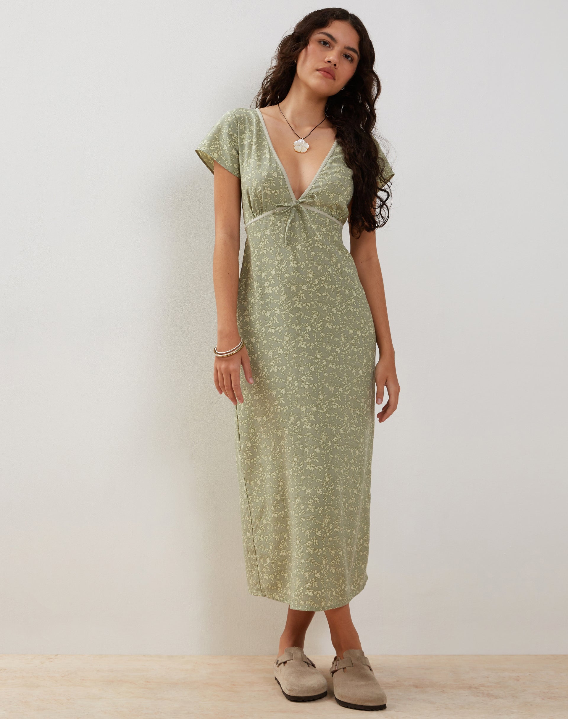 Afbeelding van Eviaso Midi Dress in Ditsy Mix Floral Groen
