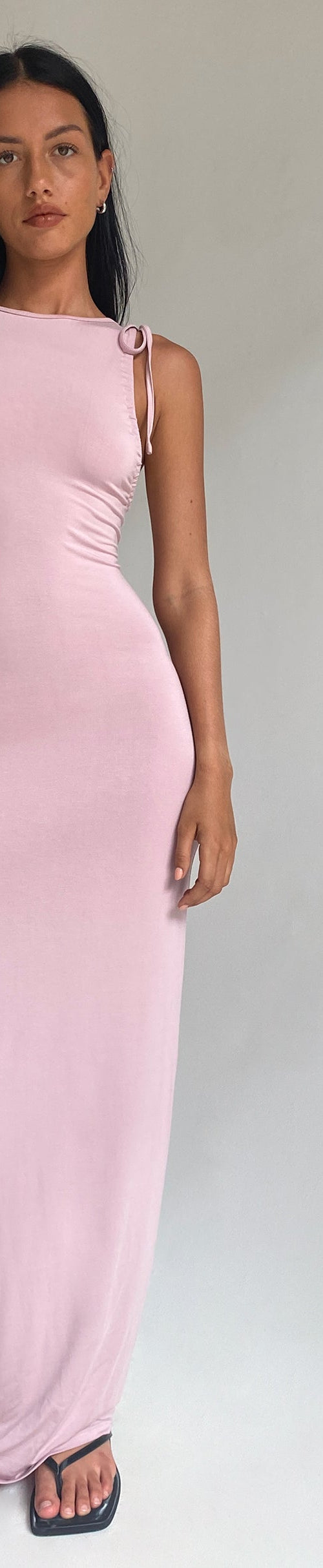 Afbeelding van Elinor Maxi Dress in Slinky Baby Pink