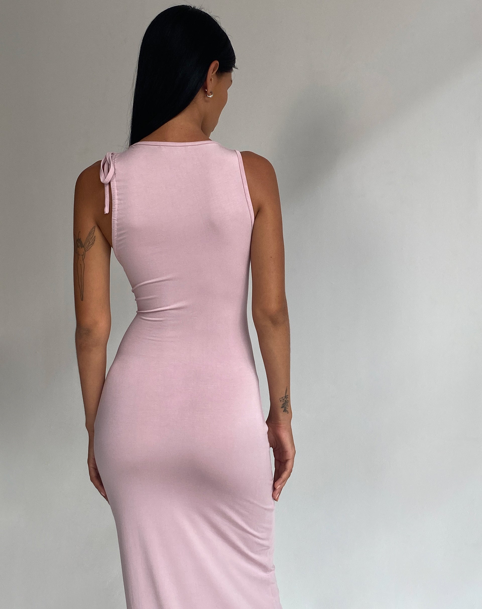Afbeelding van Elinor Maxi Dress in Slinky Baby Pink
