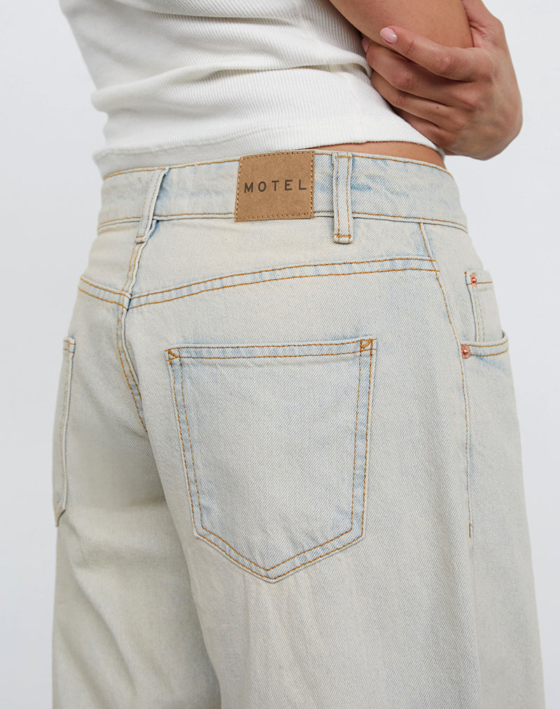 Afbeelding van Roomy Extra Wide Low Rise Jeans In Arctic Blue