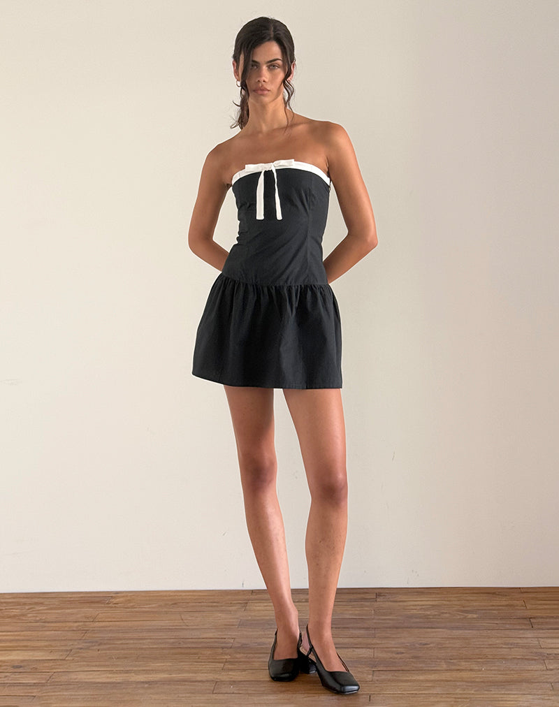 Afbeelding van Faelas Mini Jurkje in Tapschoen met Off White Strikjes