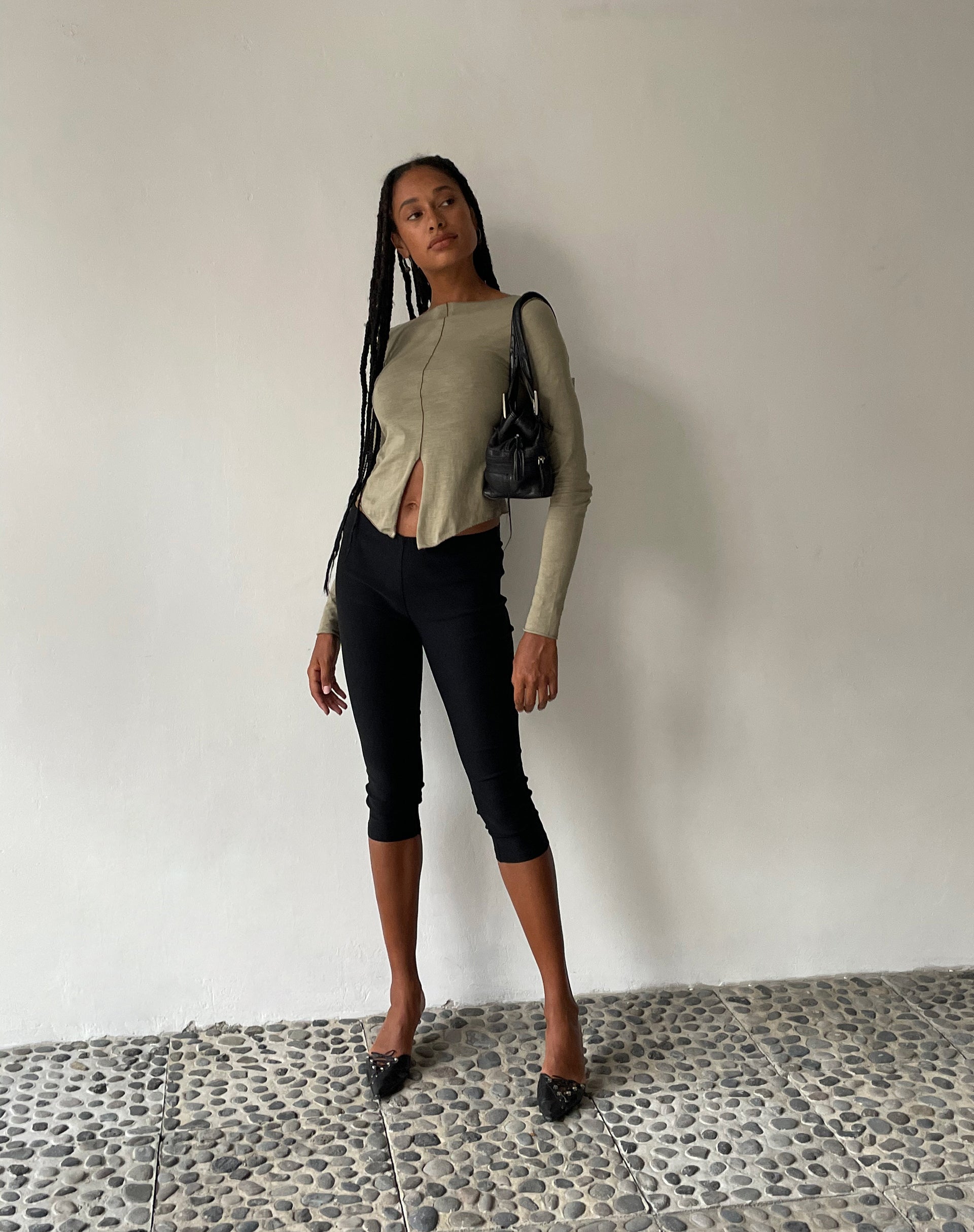 Afbeelding van MOTEL X JACQUIE Fenrin Lange Mouw Vlinder Jersey Top in Londen Mist
