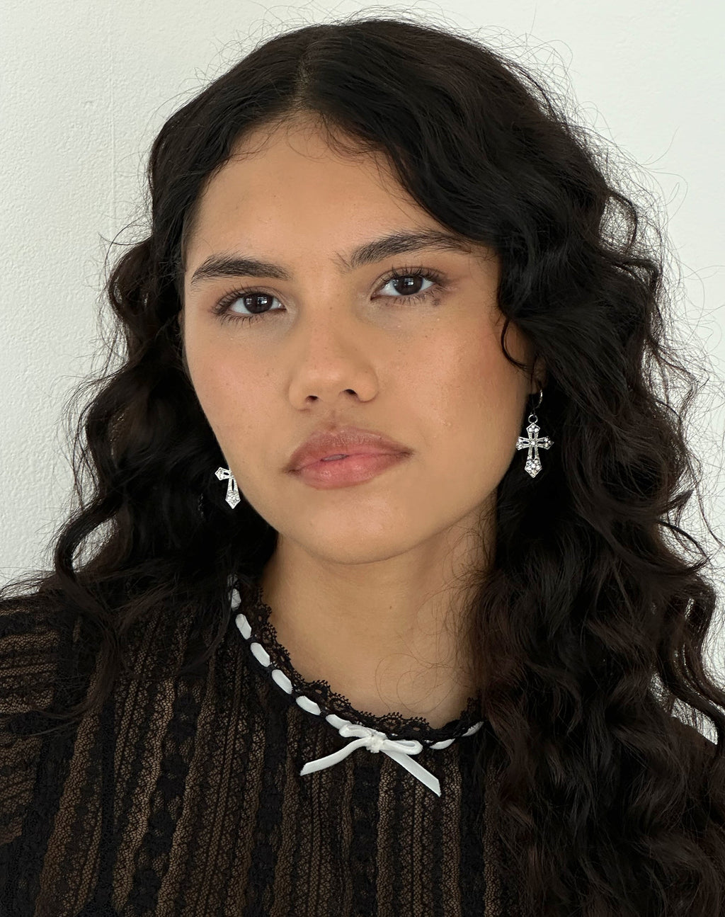 Gaia Kruis Oorbellen van Gemini Jewels