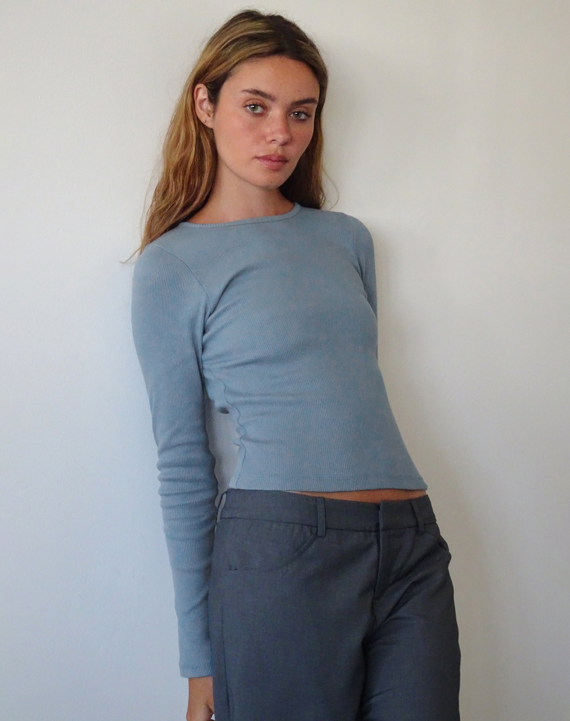 Afbeelding van Gelbon Open Rug Top met Lange Mouwen in Rib Powder Blue