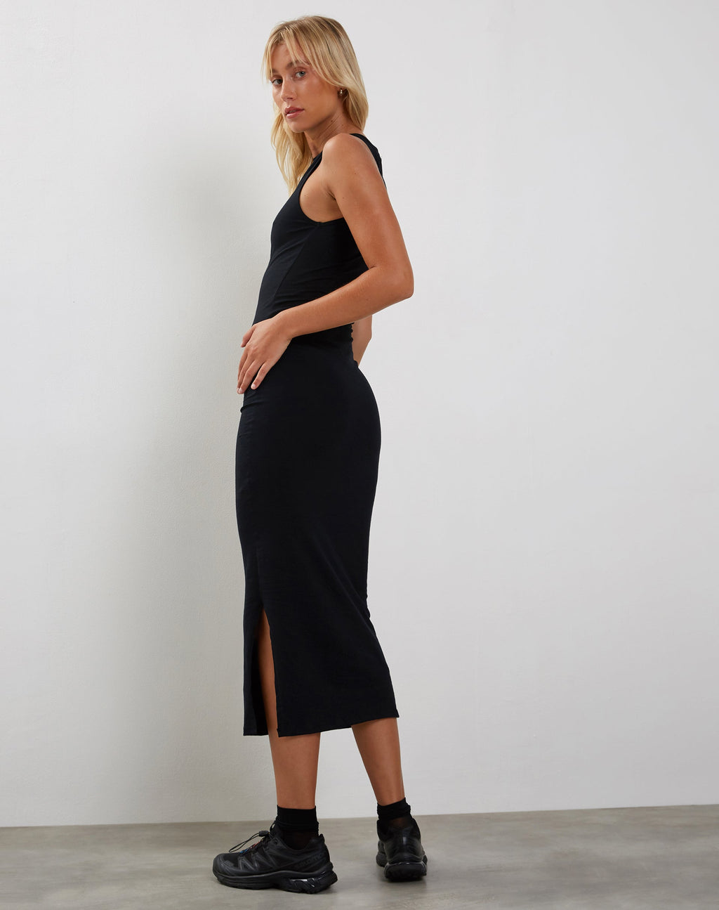 Gelena Midi Dress in Zwart